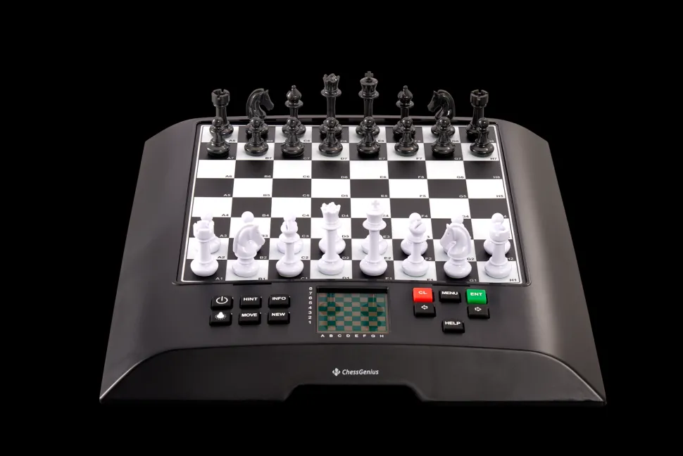 MILLENNIUM M810 ChessGenius - Chess Computer